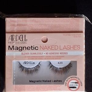 Ardell 420 Magnetic Naked Lashes 4Pack